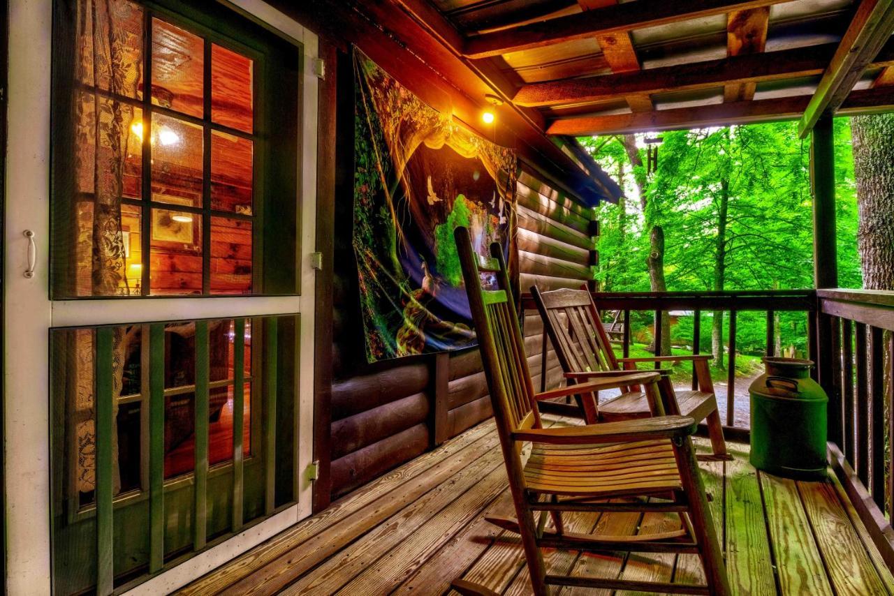 Panther Creek Cabins Cherokee Exterior photo