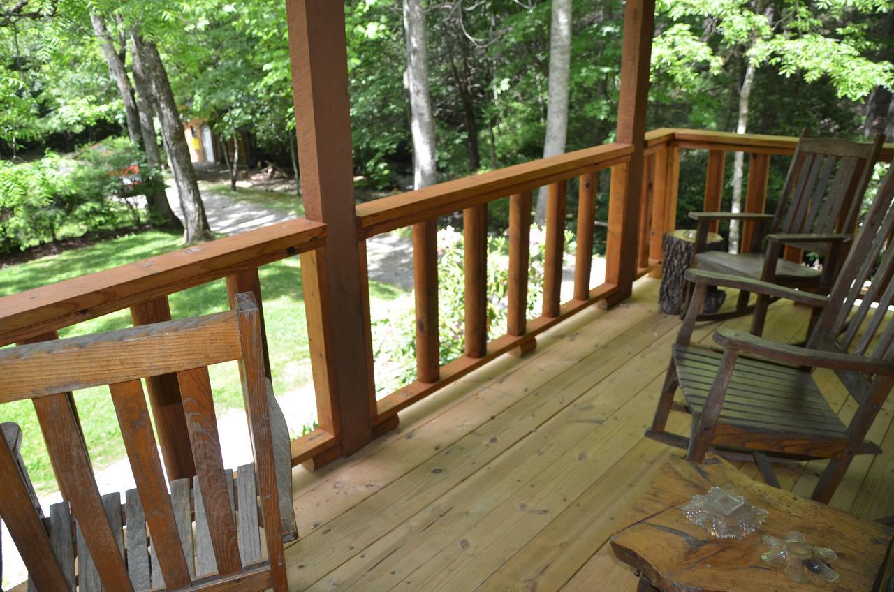 Panther Creek Cabins Cherokee Exterior photo